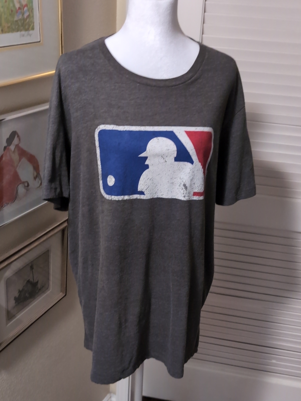 MLB Graphic Tee in Charcoal with Blue, White & Red Logo